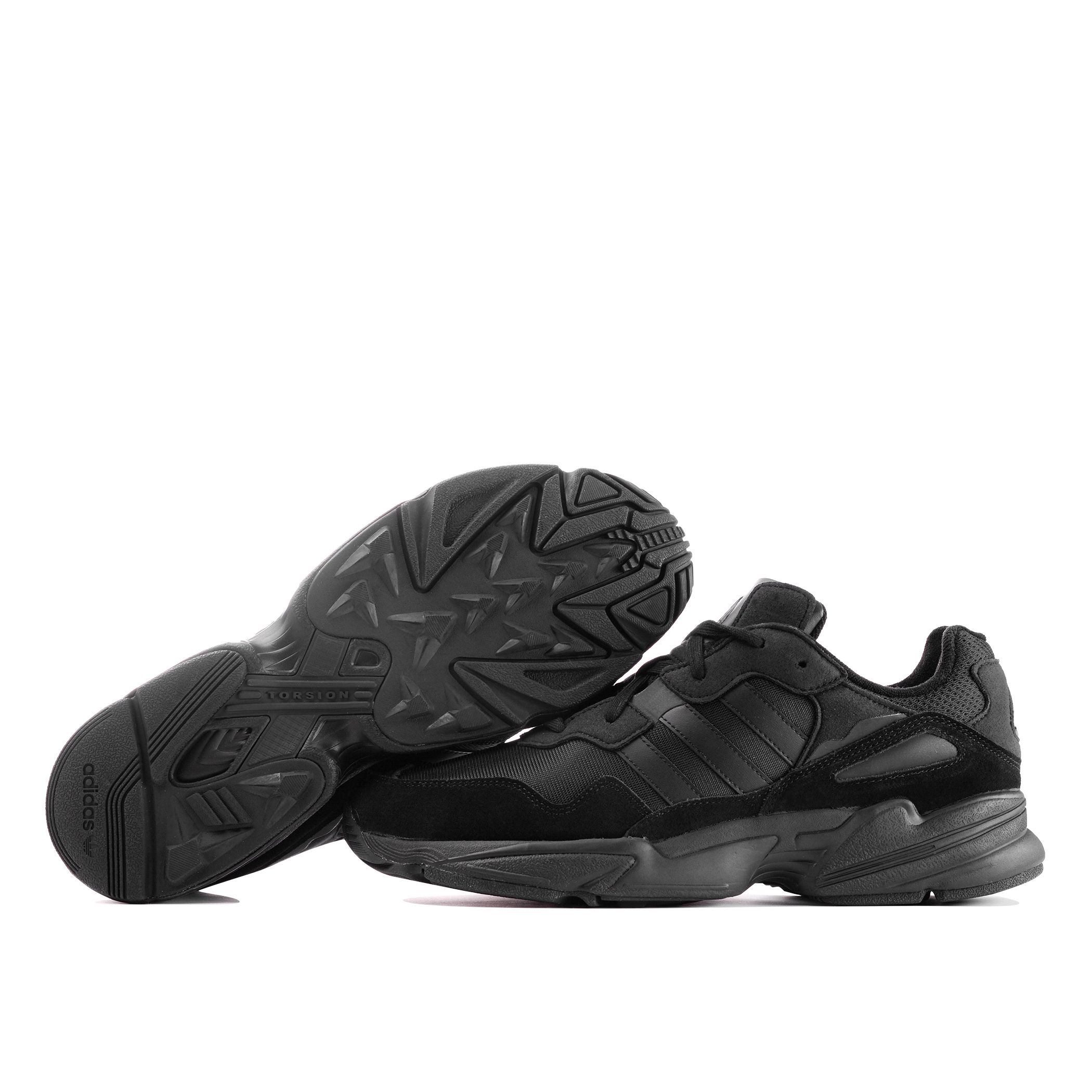 Tenis adidas Yung-96 negros