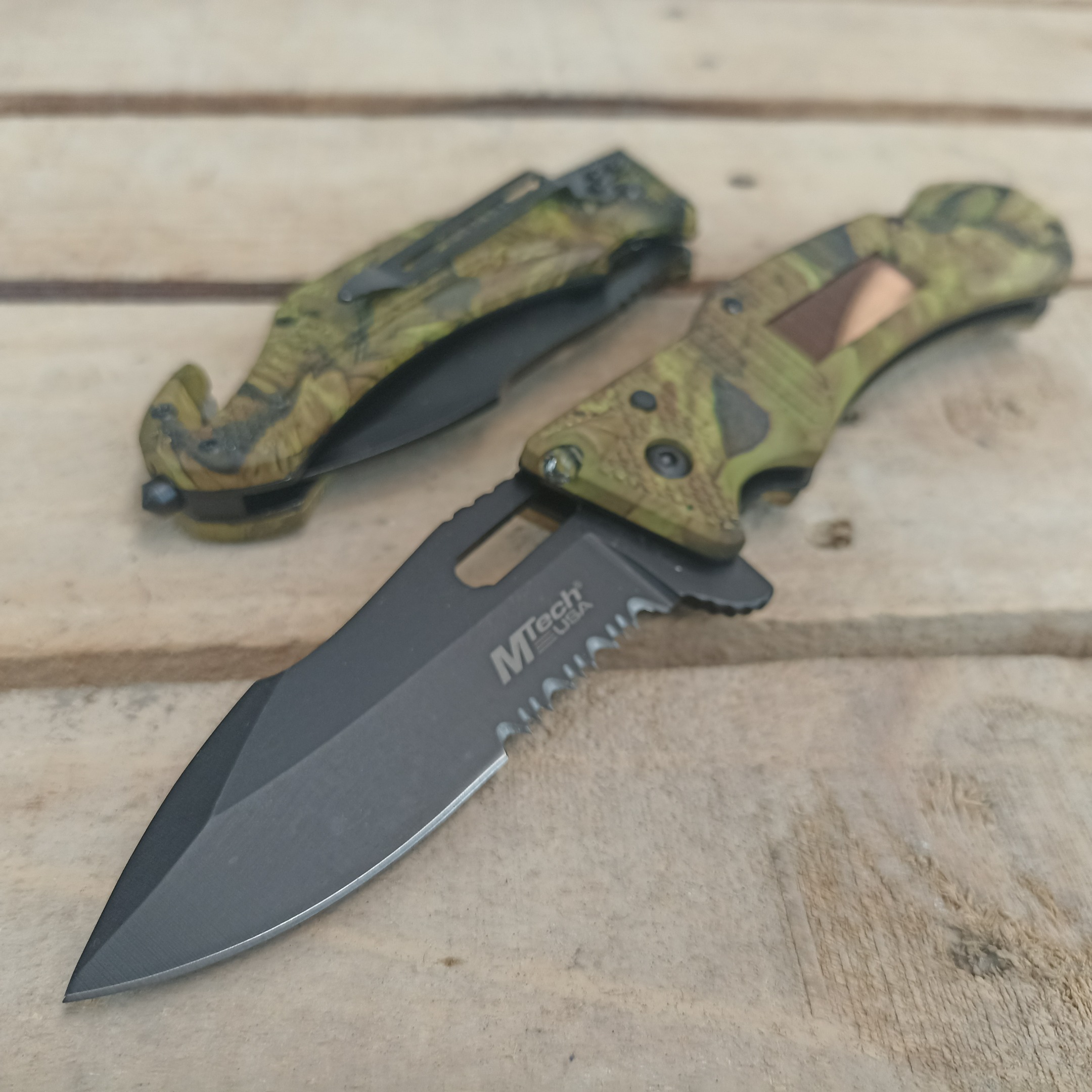 Navaja Militar Camuflaje MT-A887CA