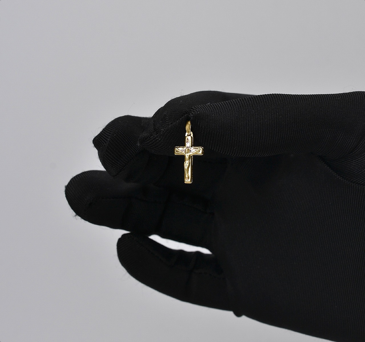 Dije Cruz Cristo Oro Sólido 10k Para Niño + Cadena Regalo.