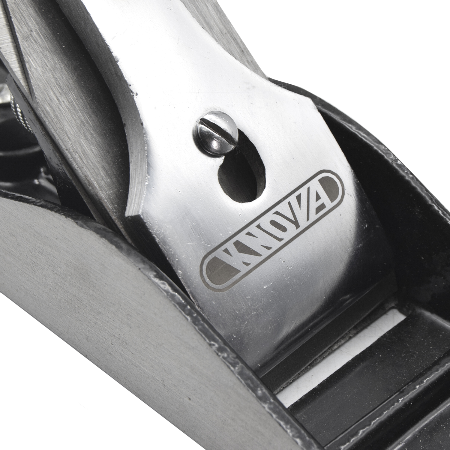 Knova Cepillo corrugado profesional para carpintero con base estriada #6 para remover la viruta