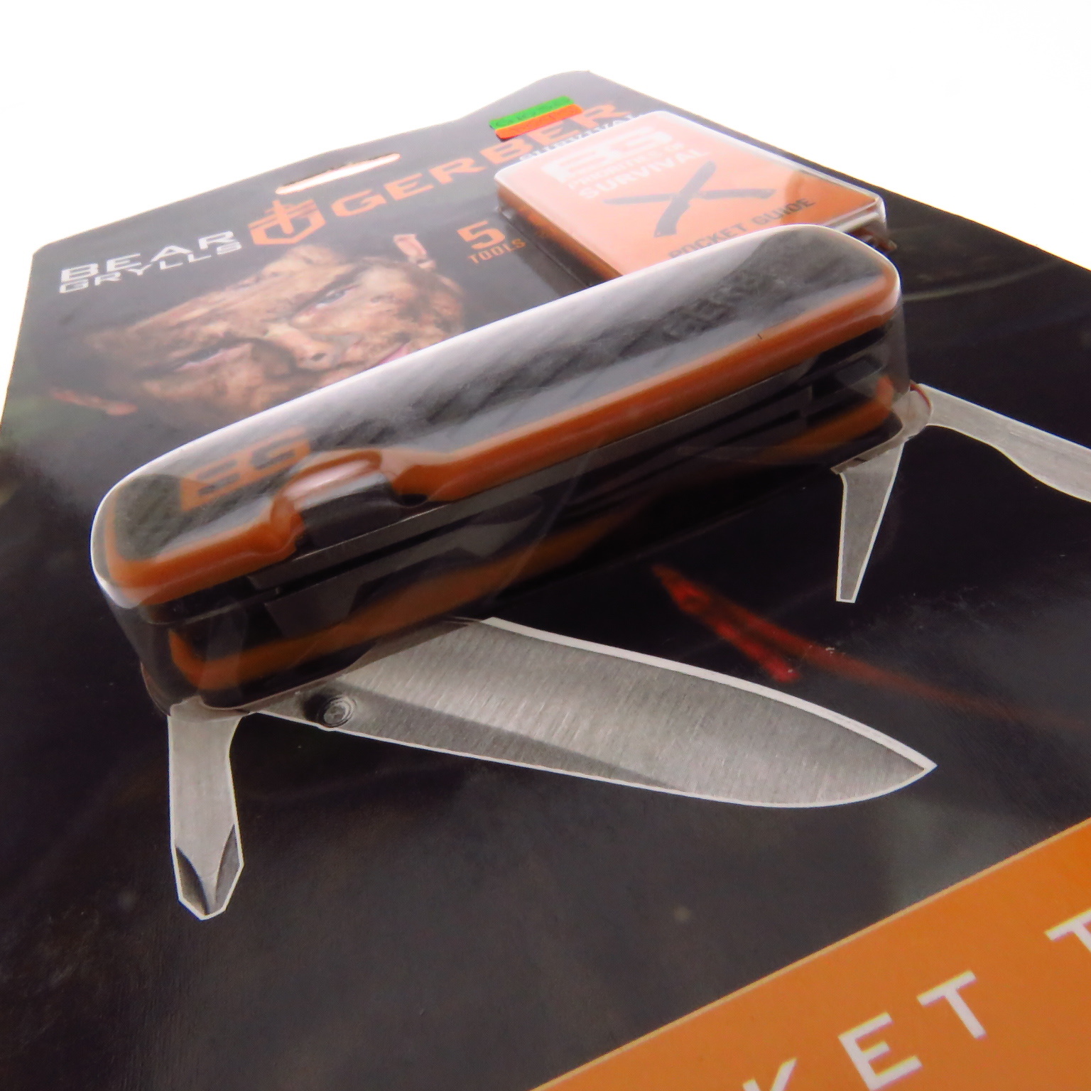 G1050 Gerber Bear Grylls Pocket Tool Navaja