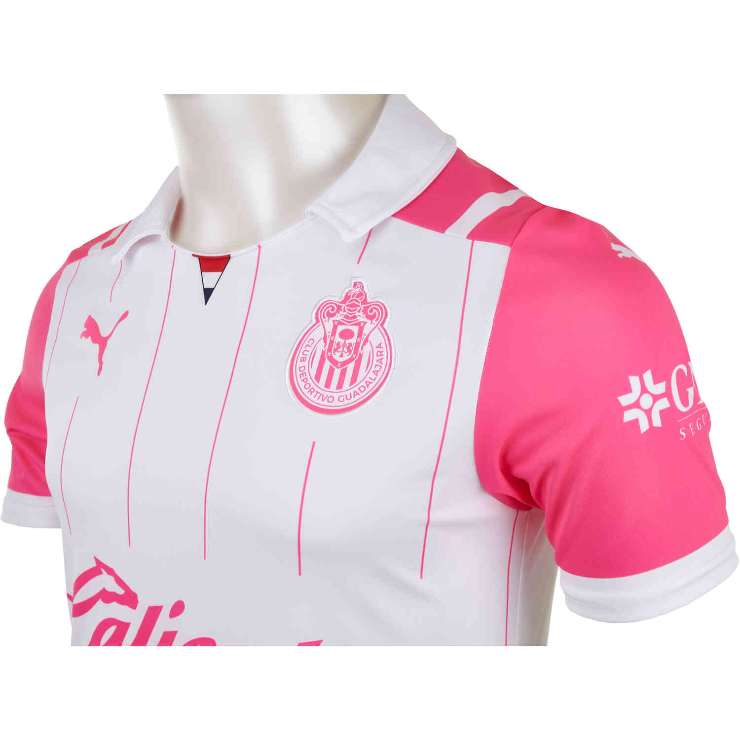 Jersey Puma de las Chivas del Guadalajara Edicion Especial Pink Project Rosa 