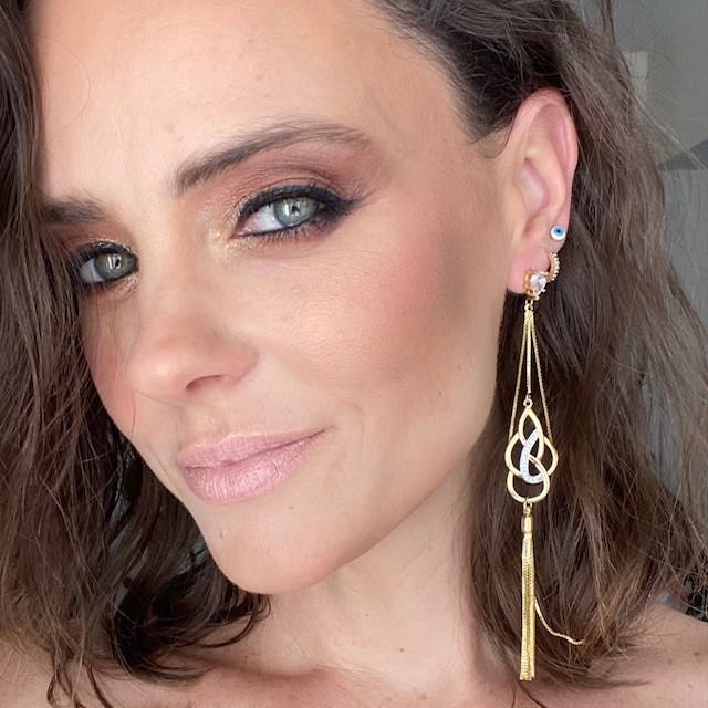 Aretes Largos Fiesta- Baño de Oro 18K- Dorado