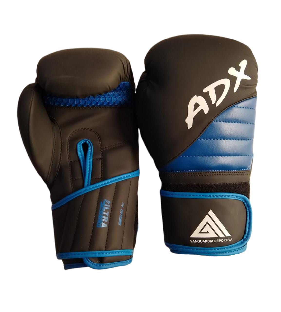 Guantes para Boxeo o Artes Marciales ADX Strong
