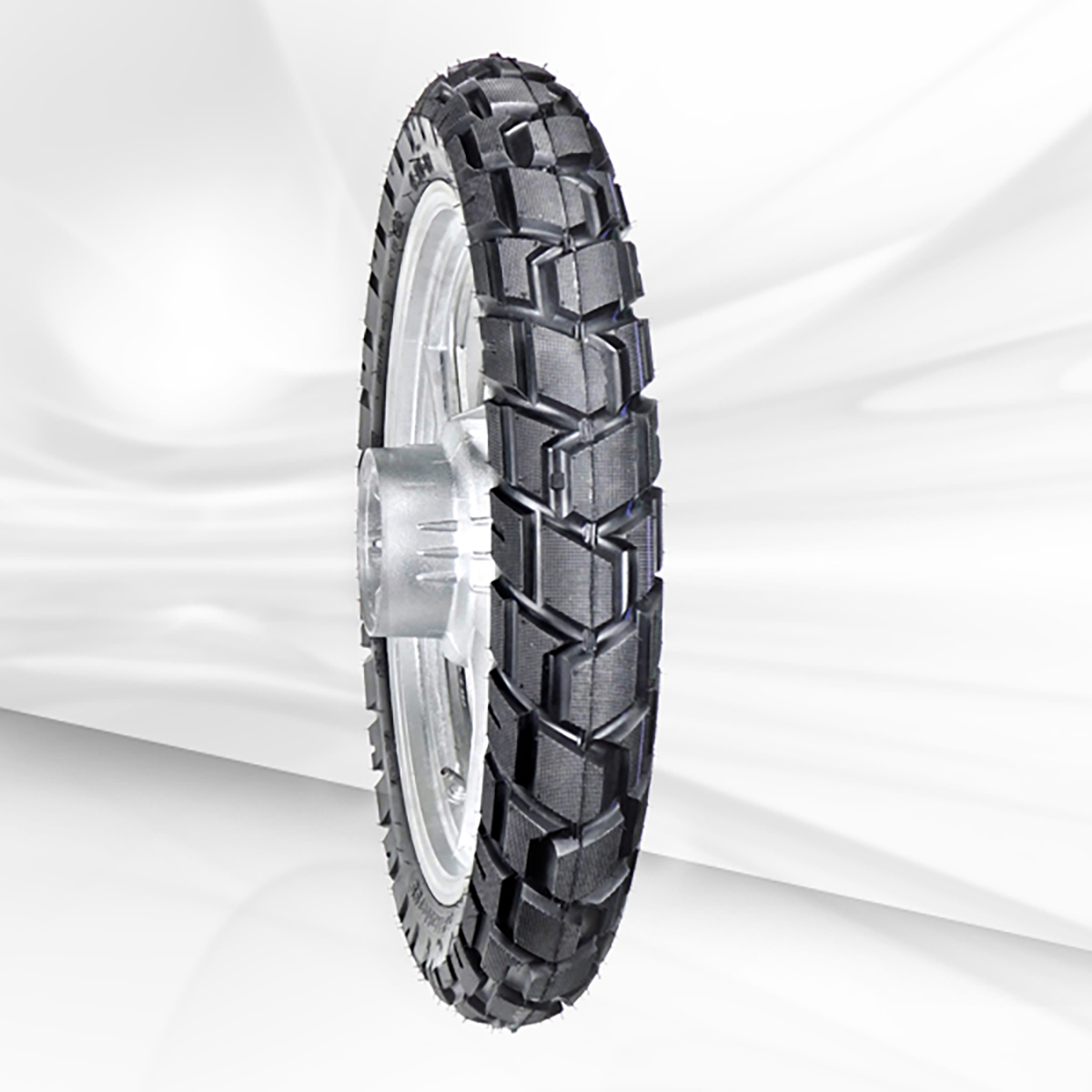 Llanta MOTO DP 60-40 TUBELESS 4.10-18 BTR 101.
