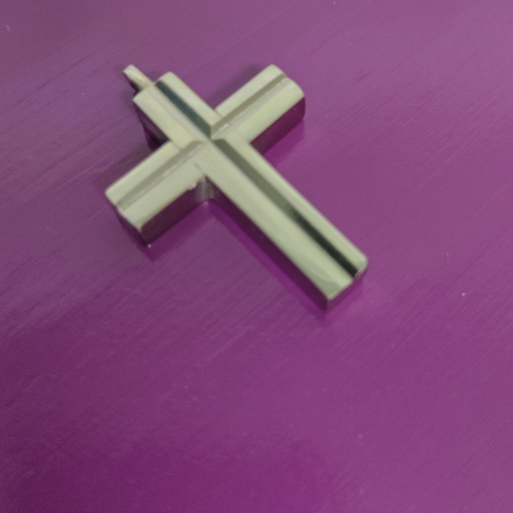 Relicario Dije Para Cenizas de Cremacion Urna Cruz Resplandor 01 Con Exhibidor