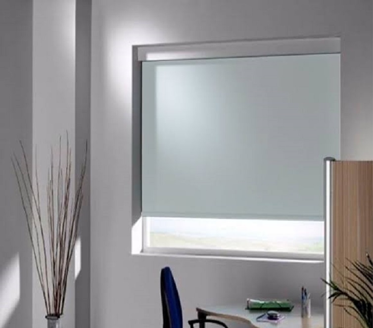 Persiana Enrollable Blackout IVORY. MEDIDA 1.80 ancho x 2.00 alto