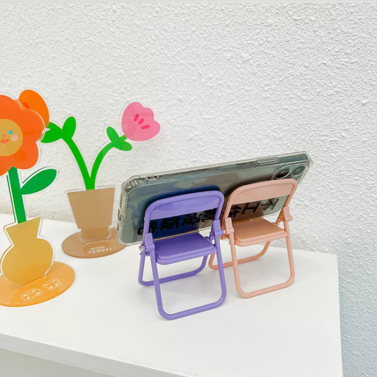 Soporte Portátil para teléfono Celular en forma de Silla (SET de 4 Piezas)