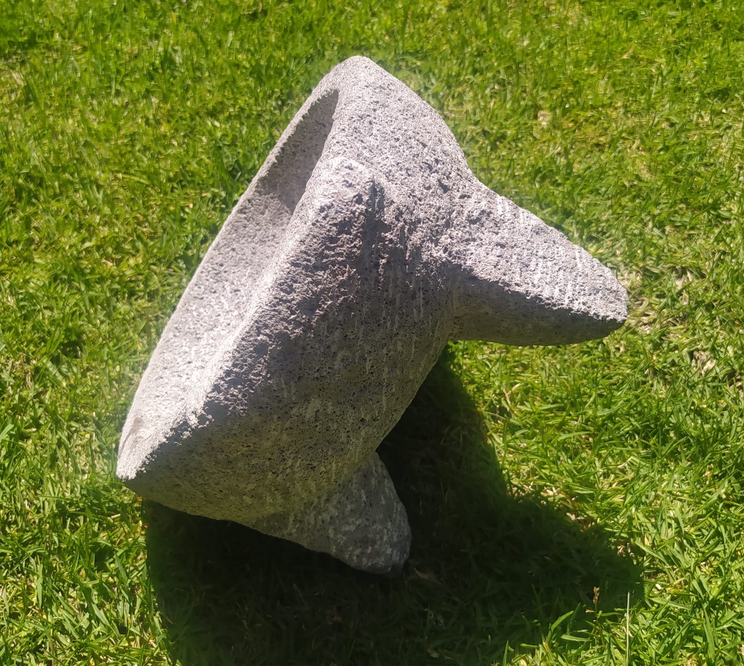 MOLCAJETE ARTESANAL DE PIEDRA 