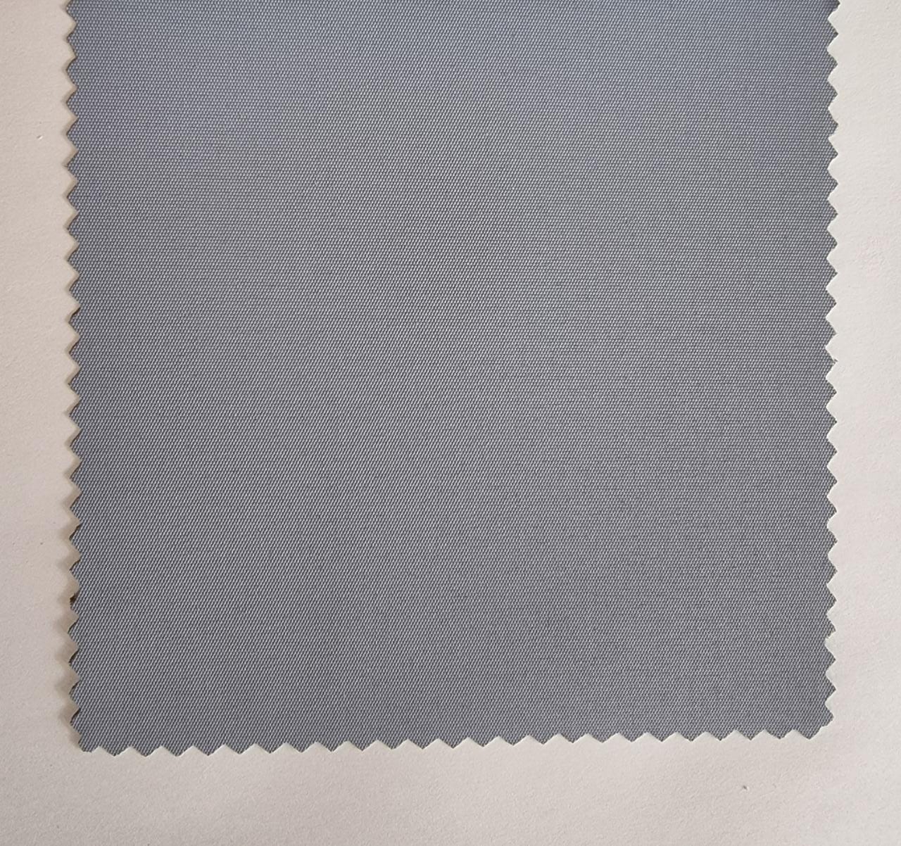 Persiana Enrollable Blackout BLUE.  MEDIDA 1.20 ancho x 2.00 alto