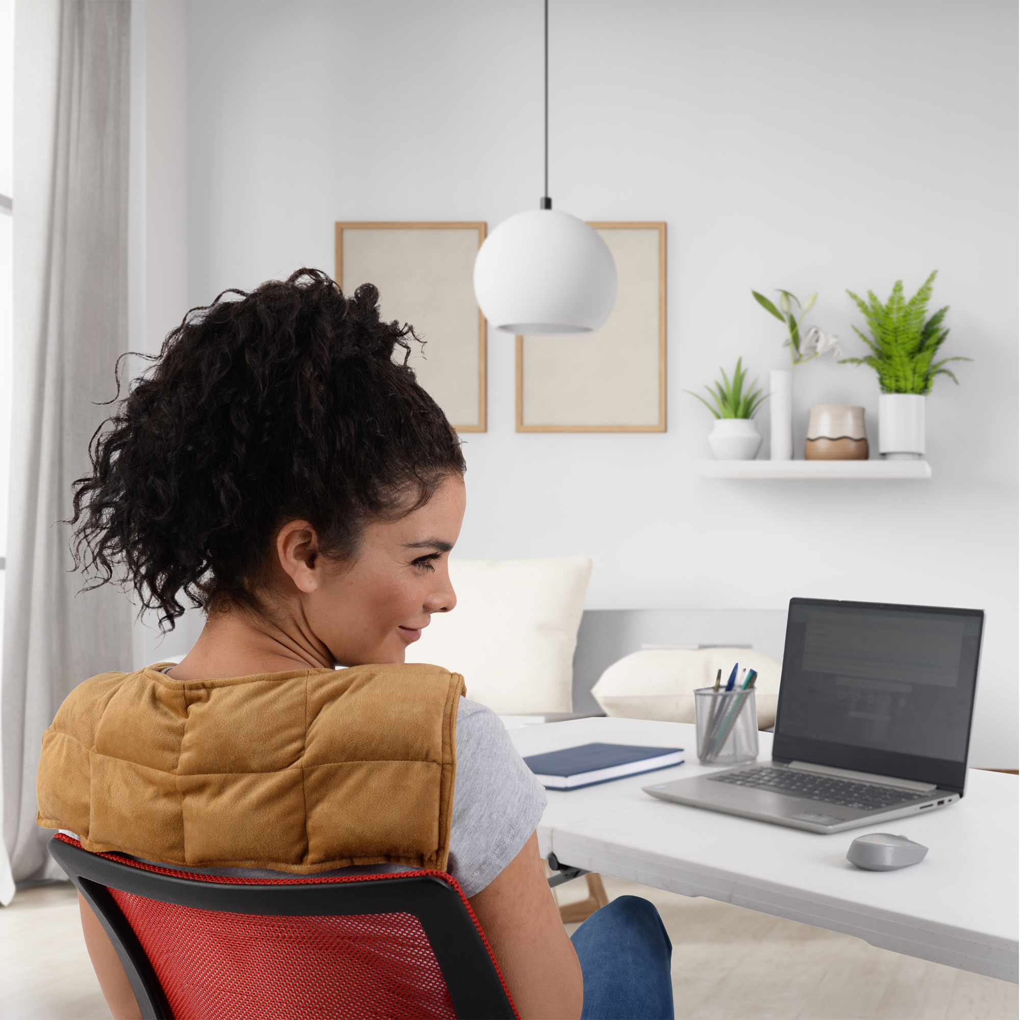 Paquete Compresa para cuello y hombros. Elaborada con Semillas y Plantas Medicinales -Y Aceite para masaje Relajacion Profunda de 125 ml (Compresa + Aceite 125 ml)