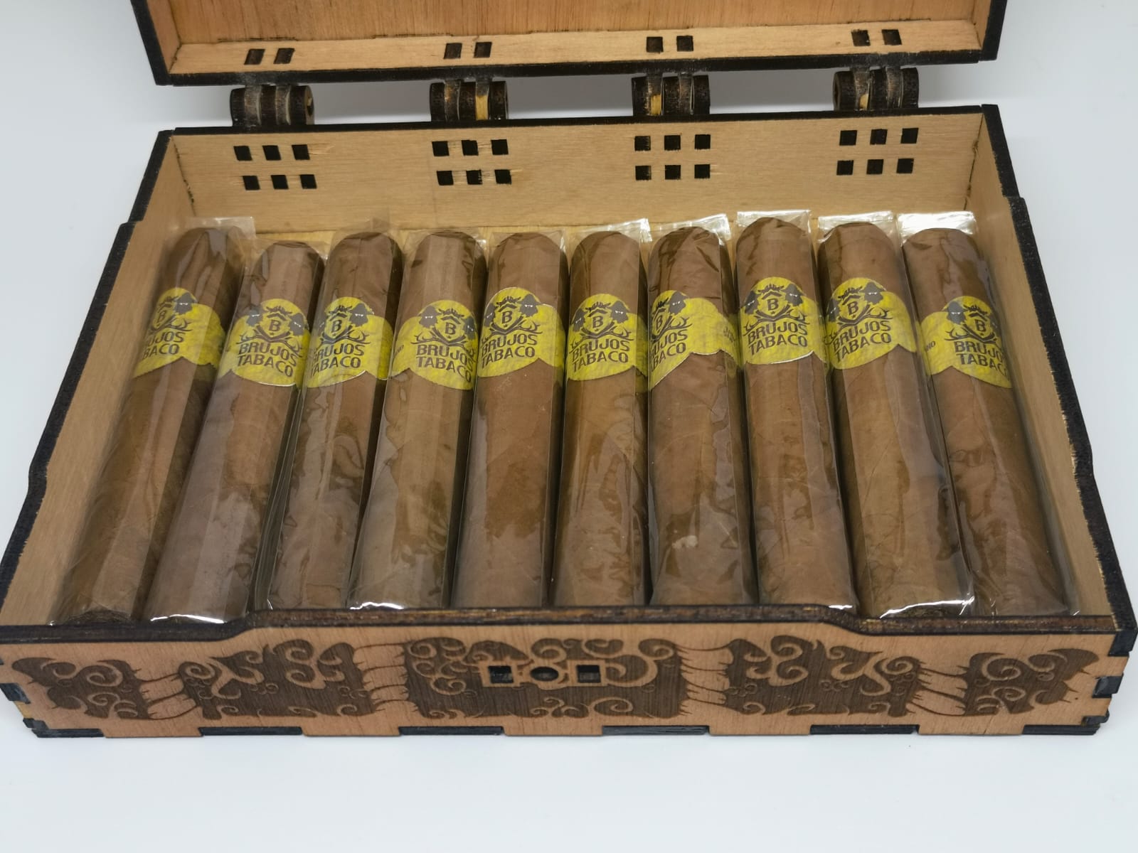 Caja de Puros Robusto Tabaco San Andres Sumatra
