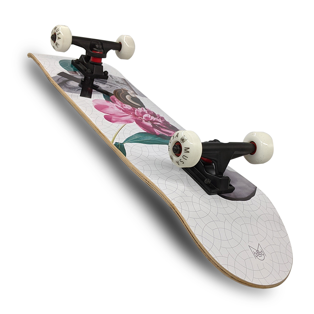 Patineta Profesional MUSA Collage Solo Pam Llantas Blancas skate skateboard