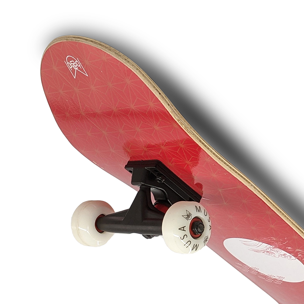 Patineta Profesional MUSA Japon Solo Pam Llantas Blancas skate skateboard