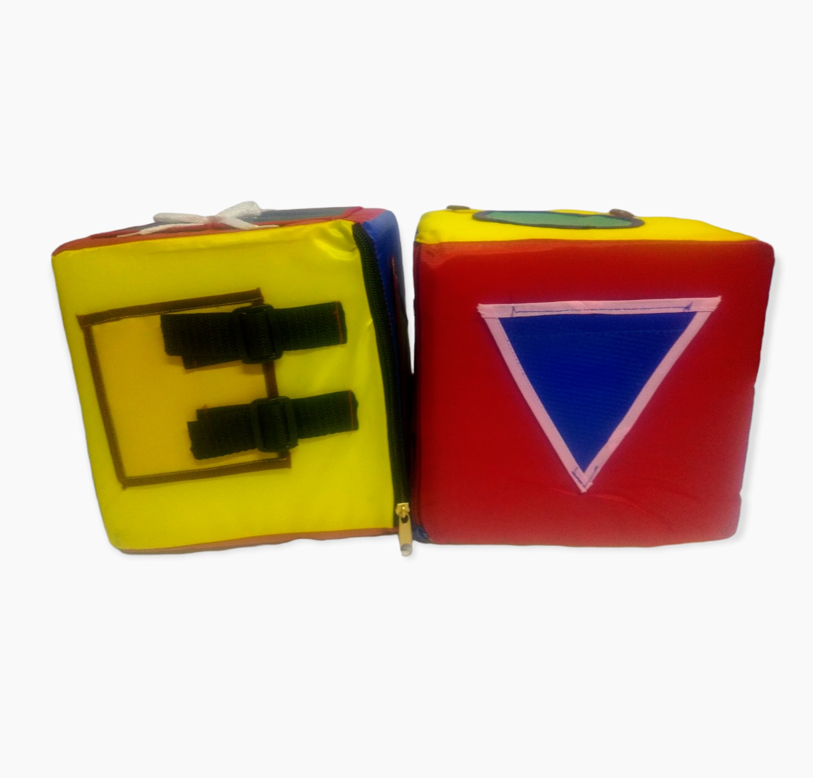 CUBOS MONTESSORI DE TELA KARVAN