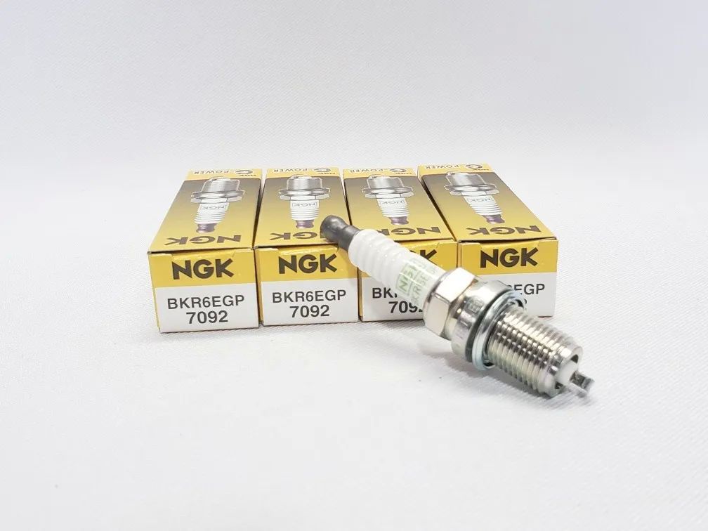 kit 4 juegos Bujia Ngk Platino Bkr6egp Aveo 1.6 2005-2017 16  Pz
