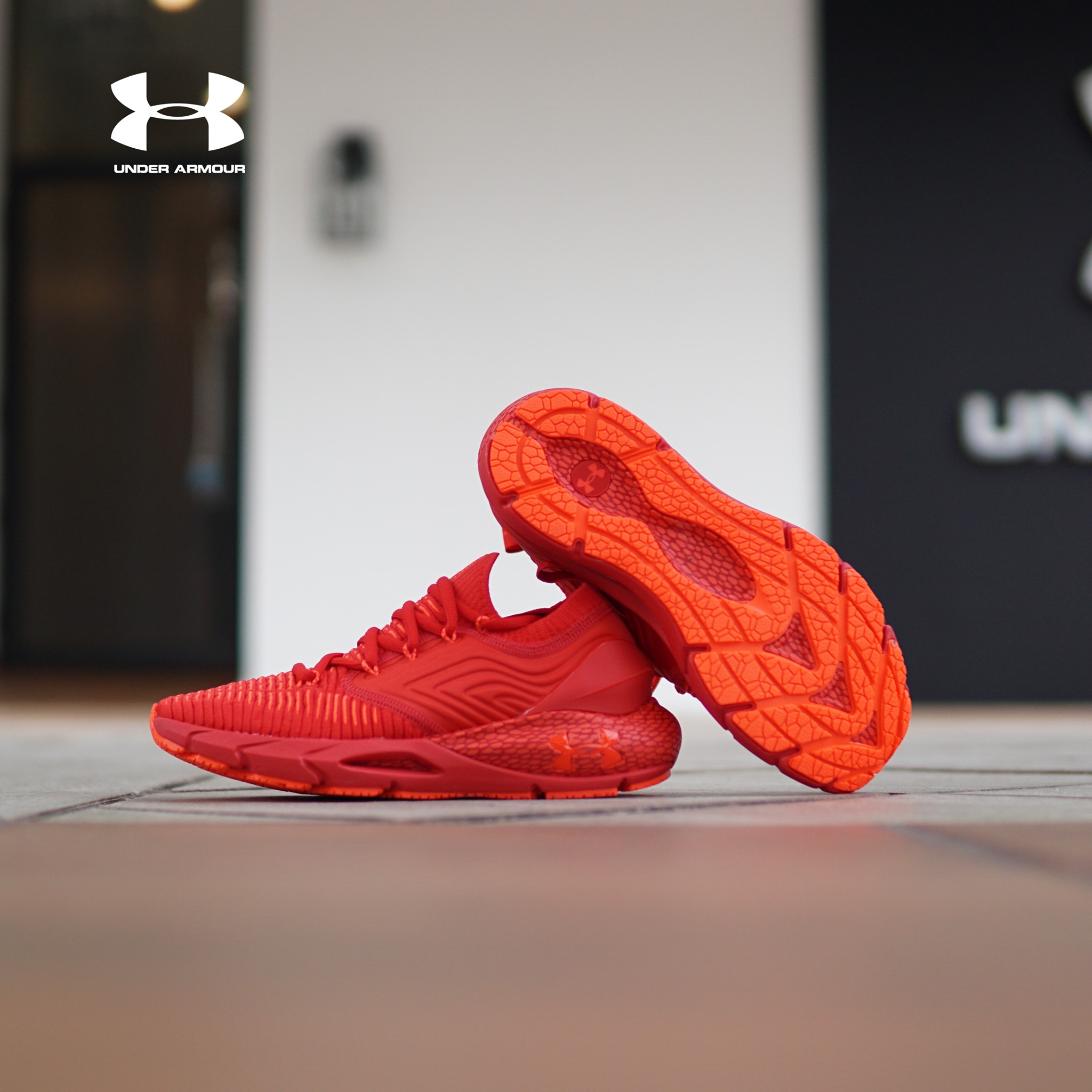 Tenis Under Armour HOVR Phantom 2 IntelliKnit 3024154-602 Running