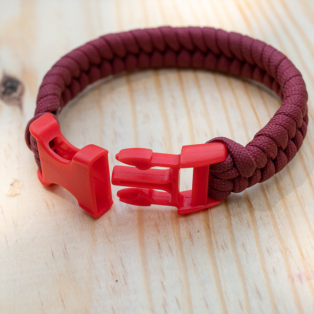 Pulsera para Hombre Tejida en  Paracord Modelo  Cola de Pez,REGALO EXTRA UN 2 X 1