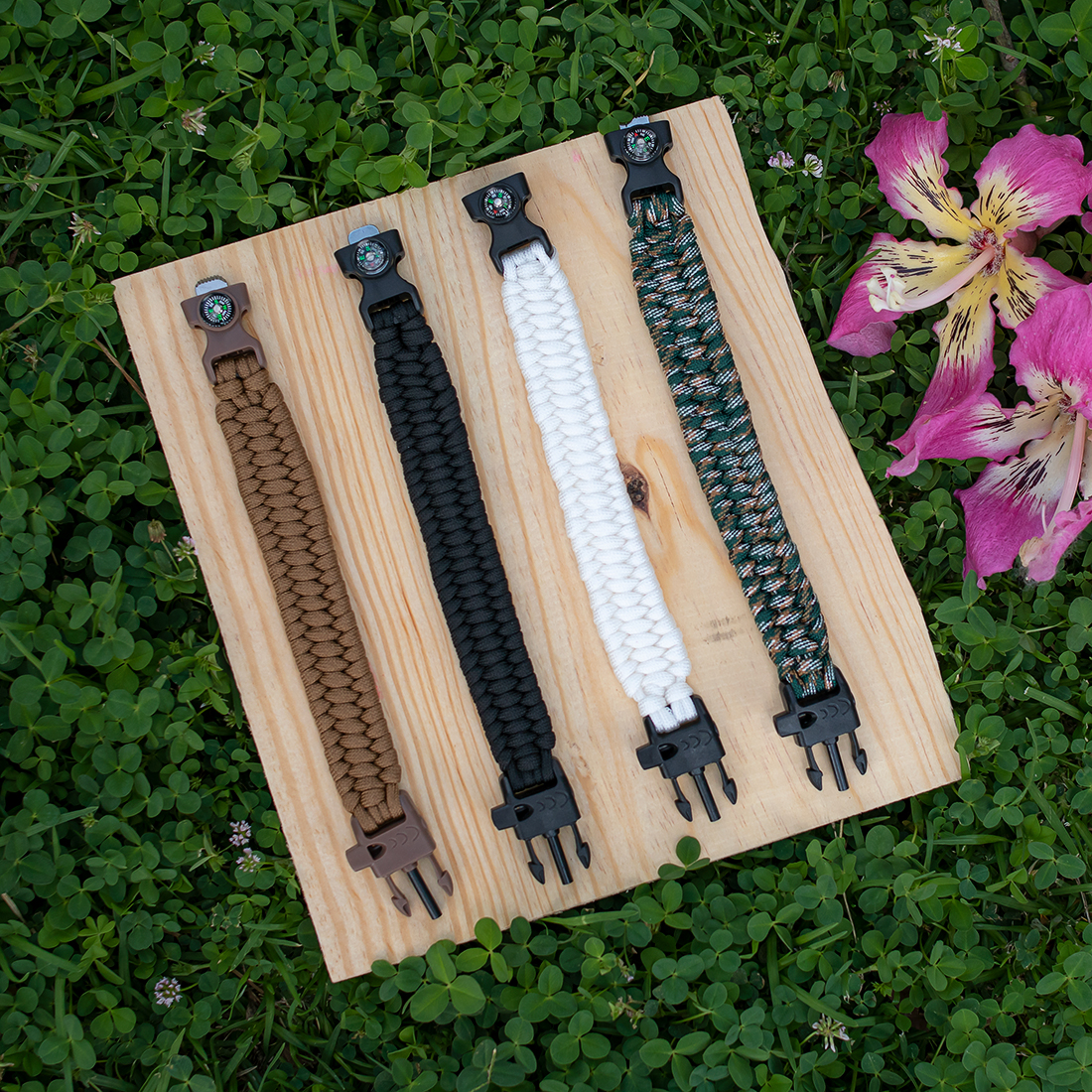 Pulsera  Para Caballero Supervivencia Tejida a mano  en Paracord Nudo de Escalera Broche de Brújula, REGALO EXTRA UN 2 X 1