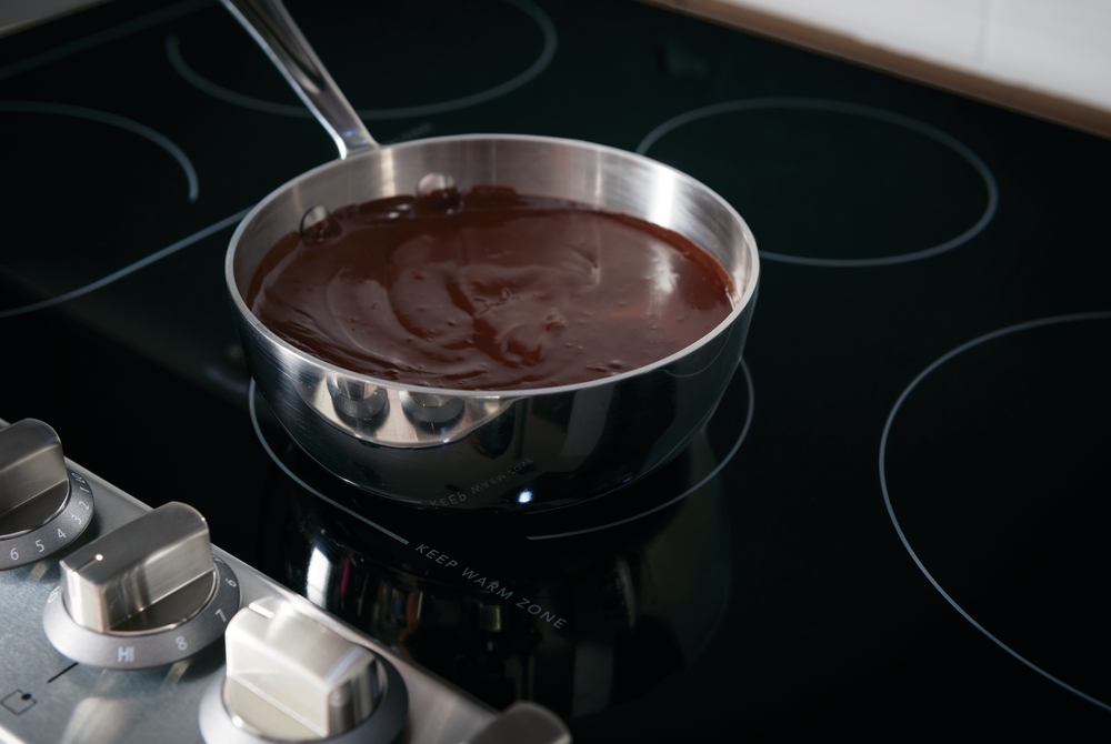 Parrilla Frigidaire eléctrica 5 quemadores Profesional Negra