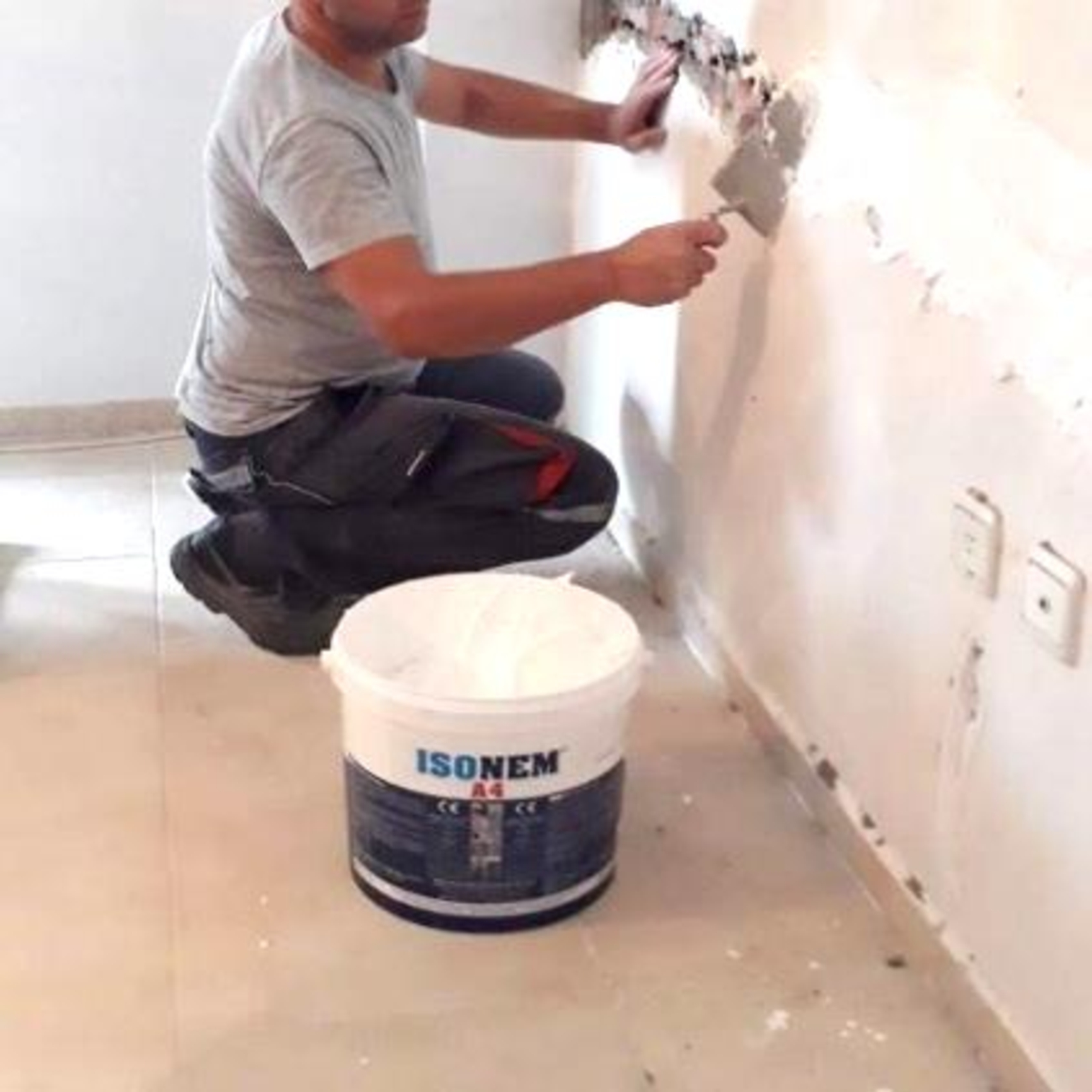 ISONEM A4 - Sellador de Relleno Elástico, Impermeable - 18 Kg