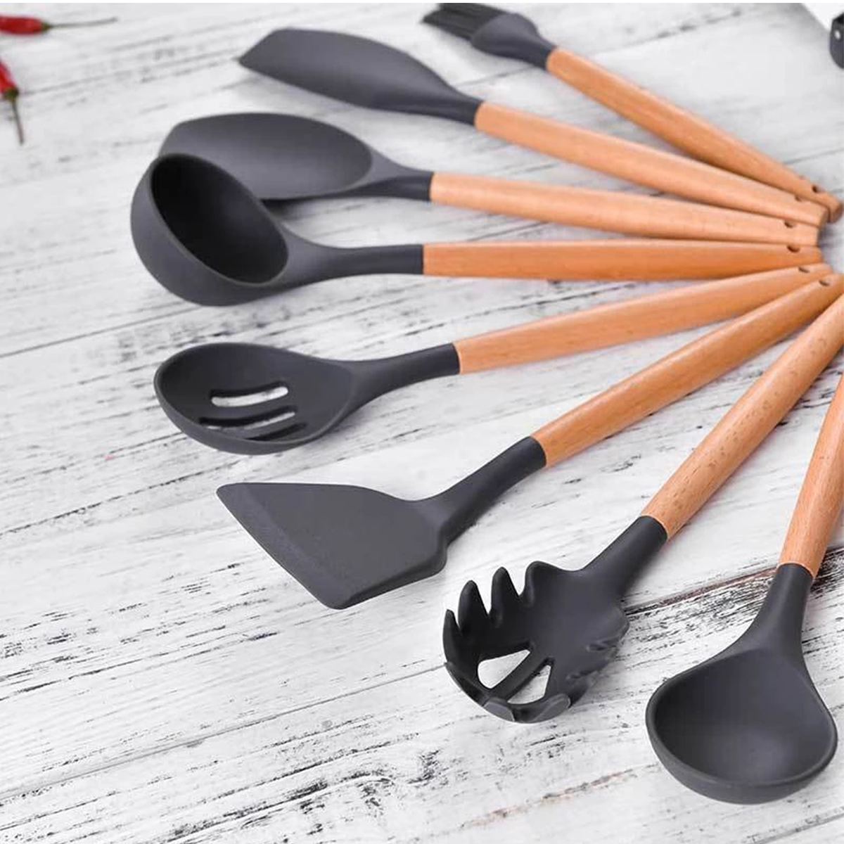 Juego de Utensilios De Cocina 11 Piezas Estilo Nórdico con Mangos de Madera y Recubrimientos de Silicon 