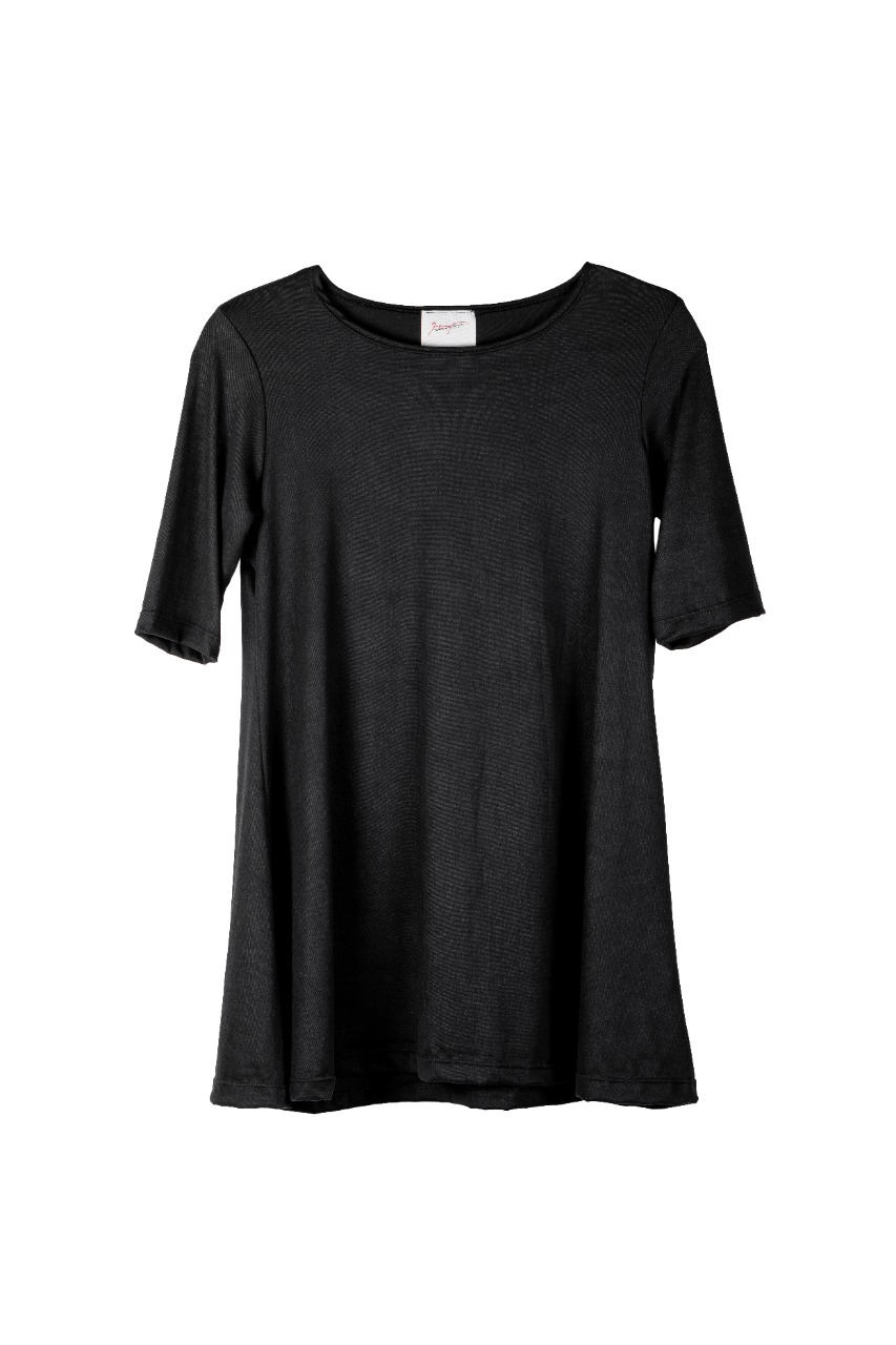 Blusa tipo túnica manga tres cuartos