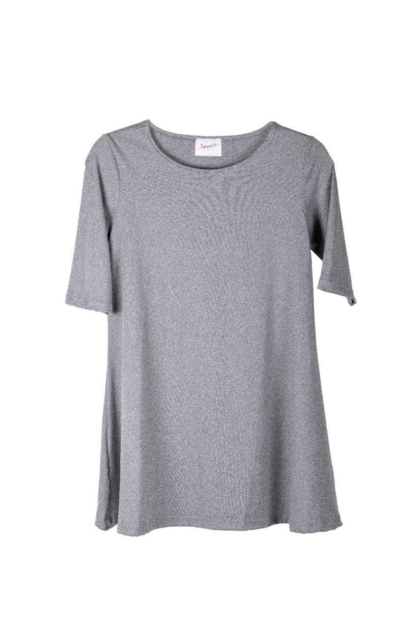 Blusa tipo túnica manga tres cuartos