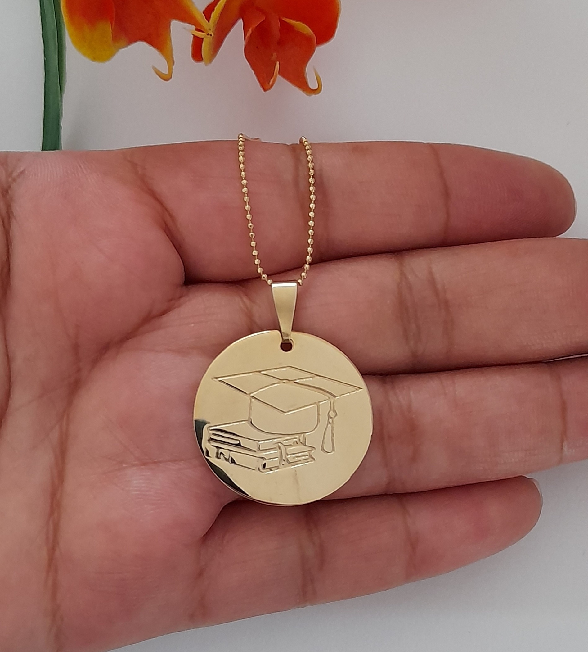 Collar Graduación Birrete Y Libros Medalla Chapa De Oro 18 Kilates