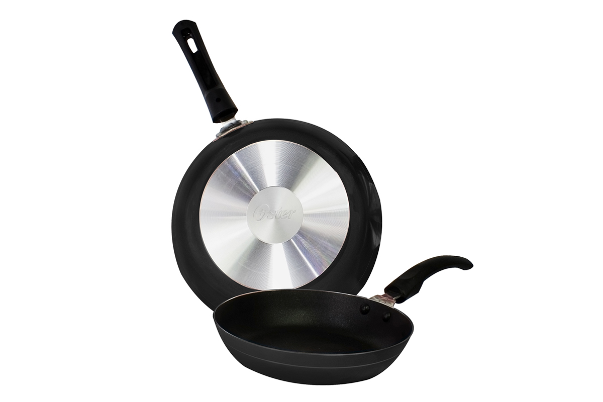 SARTEN ALUMINIO 26 CM MANGO BAQUELITA DIFUSOR DE COLOR NEGRO OSTER MODELO 85045.01N