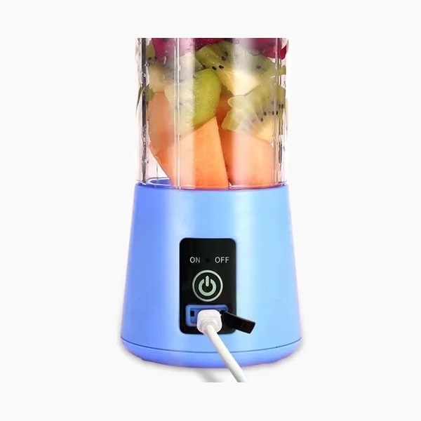 Mini Licuadora para Jugos con Vaso Portatil Carga Usb 4 Potentes Aspas y Capacidad de 380 mililitros / Master / MH-MBLENDER