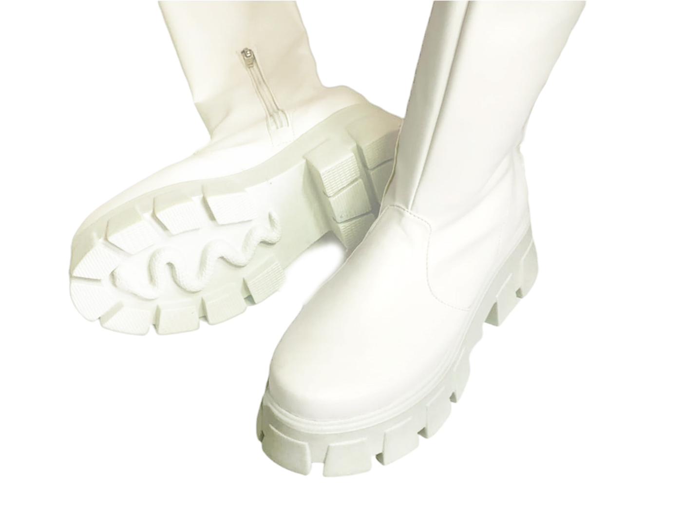 Bota biker Alta tipo maxibotas stretch Piel Sintética Con Plataforma,  Diseño Capretto. Nyxmart®