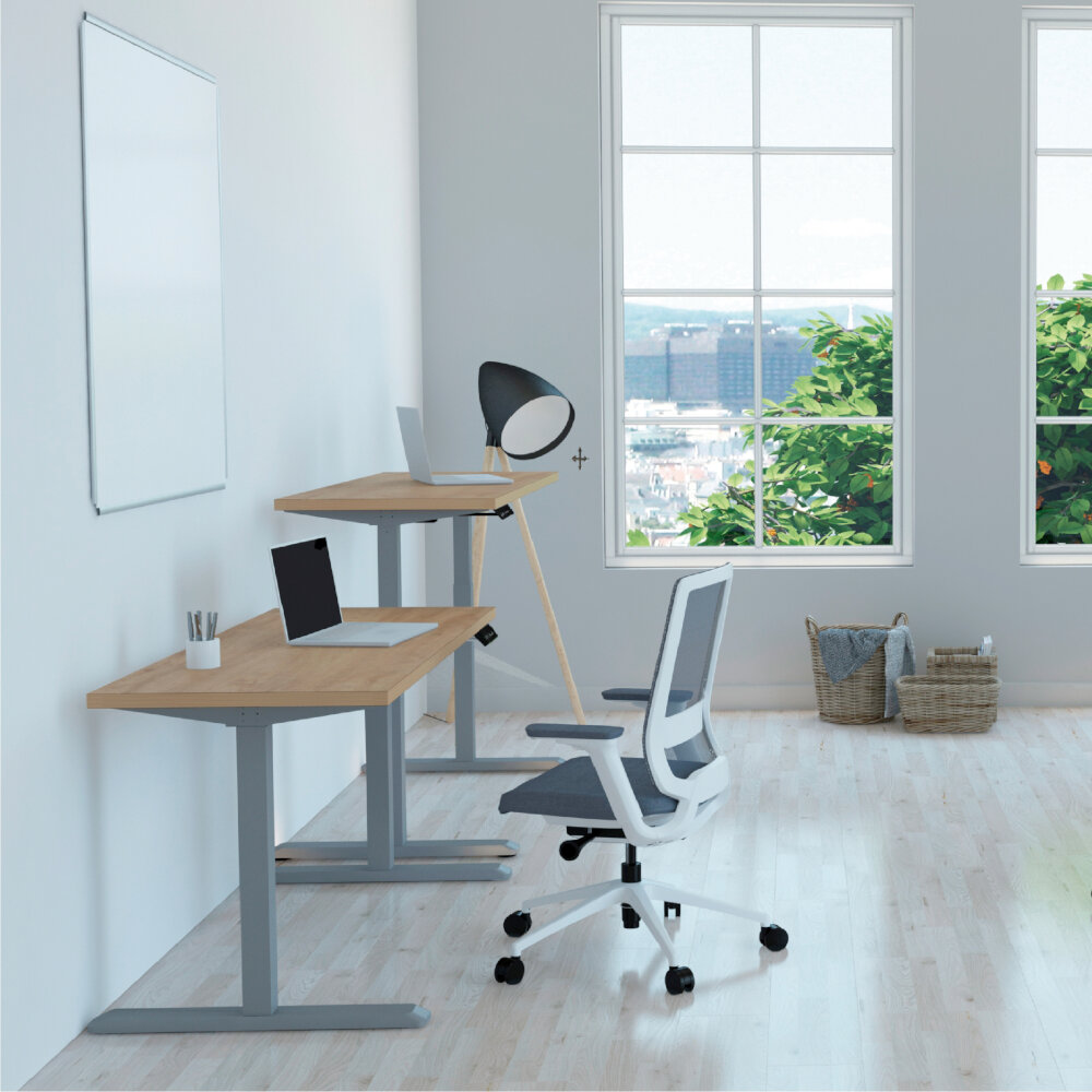 Línea Italia Escritorio Eléctrico Livello 526 | Altura Programable y Ajustable/Color Eucalipto | Diseño Ergonómico y Moderno con Tecnología Que Brinda Bienestar al Trabajar 