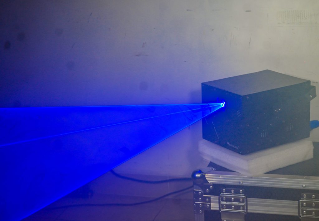 Proyector Profesional Láser Full Color Rgb 3w Yc Light