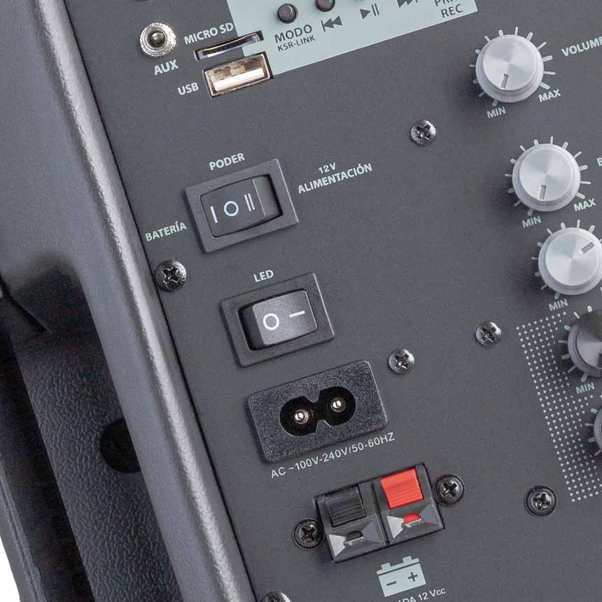 Bocina Kaiser Msa-7908 Con Bluetooth Negra 100v/240v