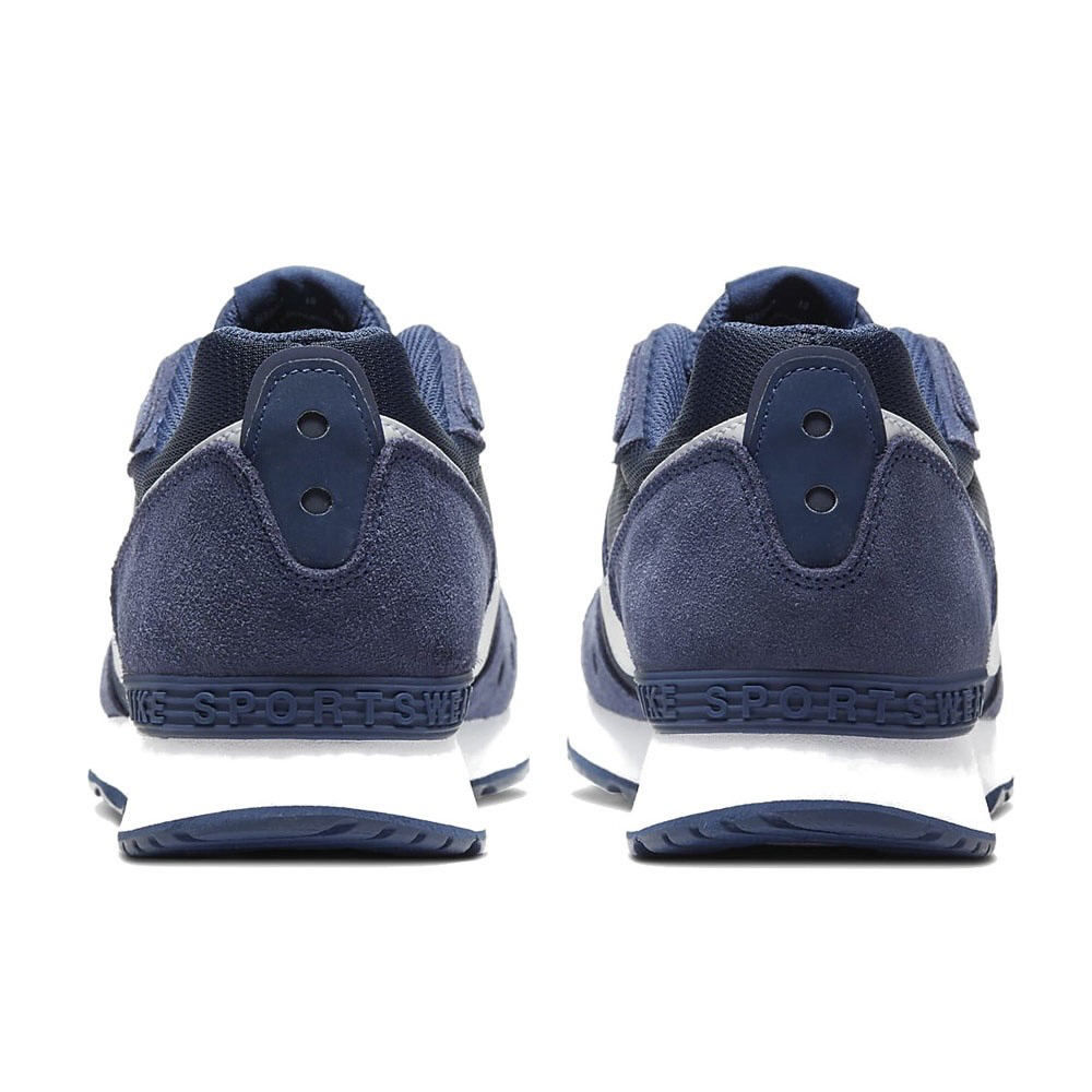 Tenis Nike Venture Runner color Azul/Blanco