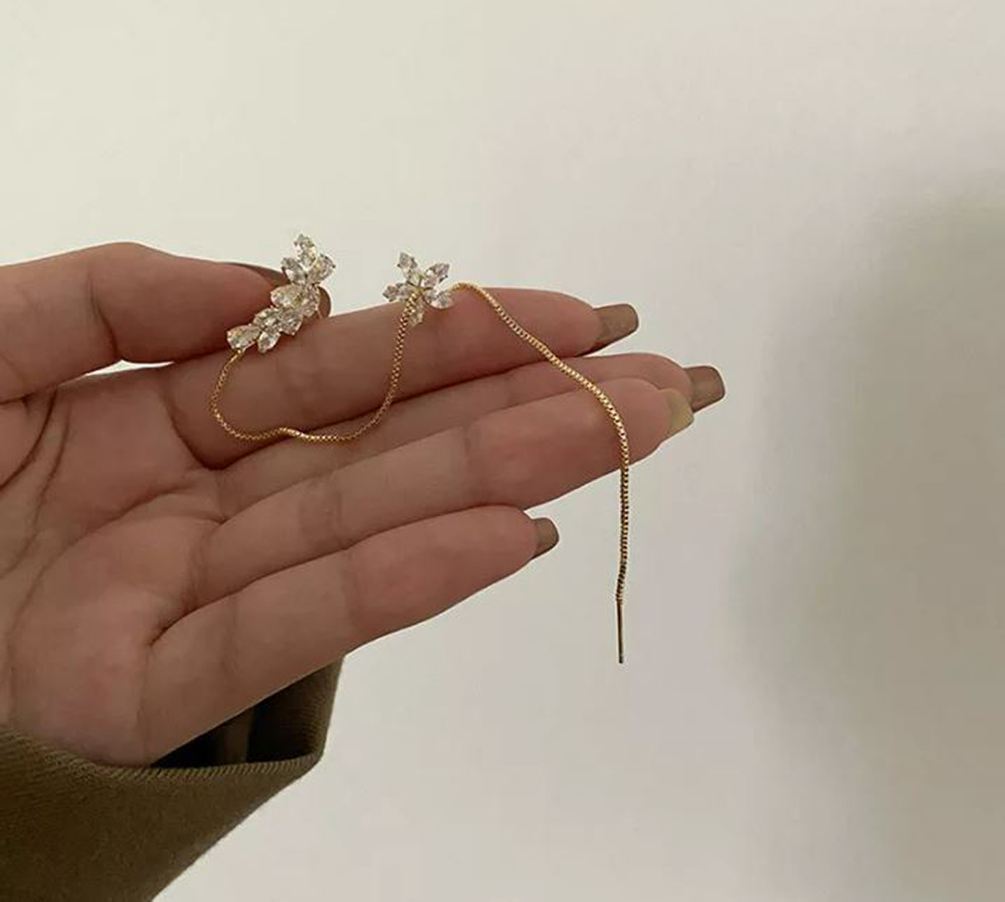 Arete trepador Clip Oreja Cruzado Largo Zirconia Y Acero Flower Clip Arete largo de Flor y Hoja