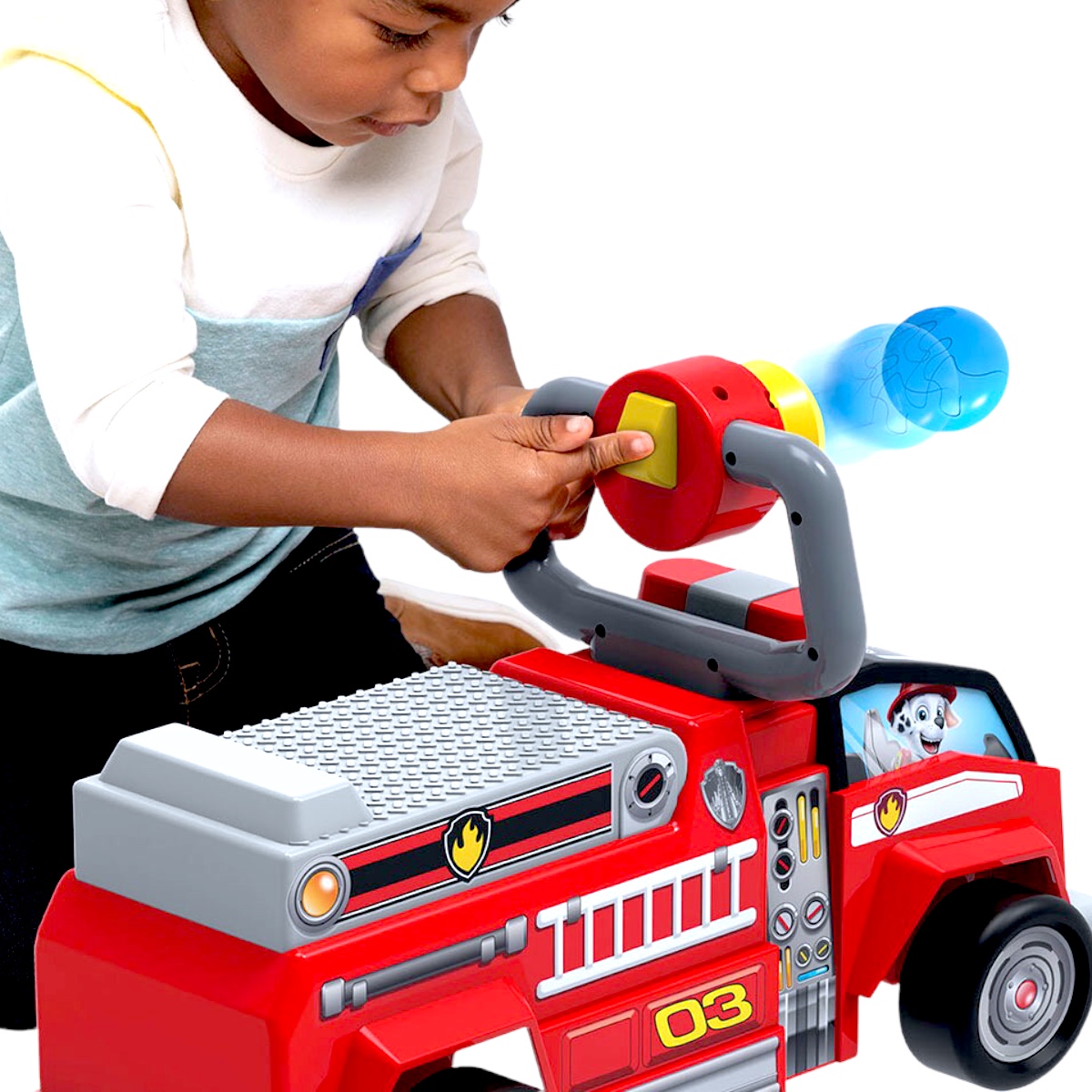 Carrito Montable Paw Patrol Marshall Bombero Con Lanza Bolas