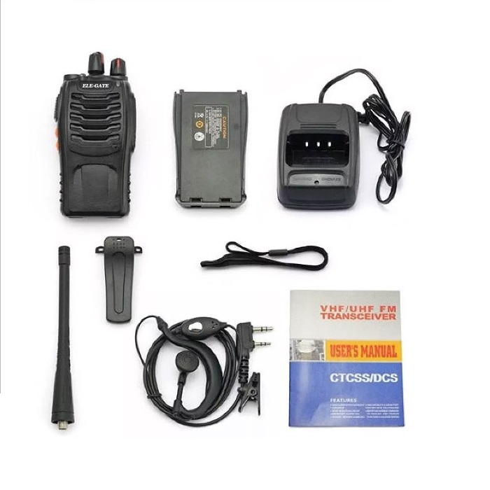 2 radios  UHF  Walkie Talkie con accesorios 