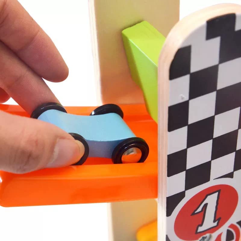 Pista de carritos de madera