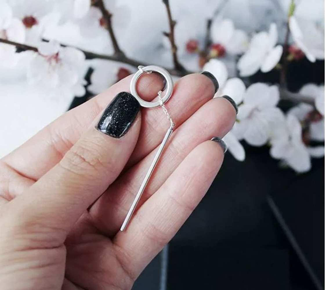 Collar corbatín estilo lariat bar corbata corbatero colgante color DORADO