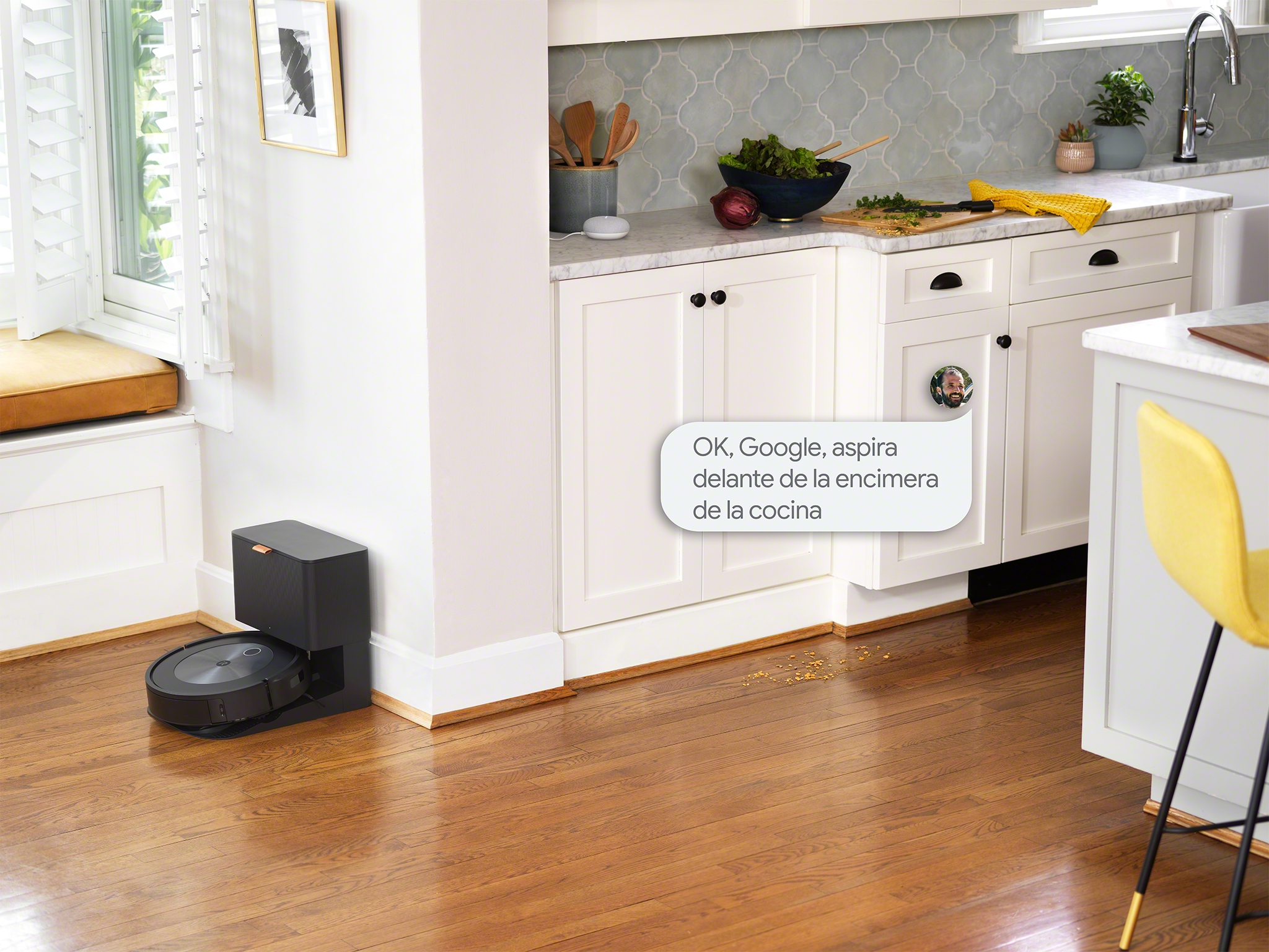 Robot Aspiradora iRobot Roomba j7+ con Estación de Limpieza