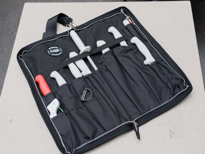 Estuche de Cuchillos para Chefs y Estudiantes "Económico" 12 Piezas   (Set de Cuchillos Filissimo)