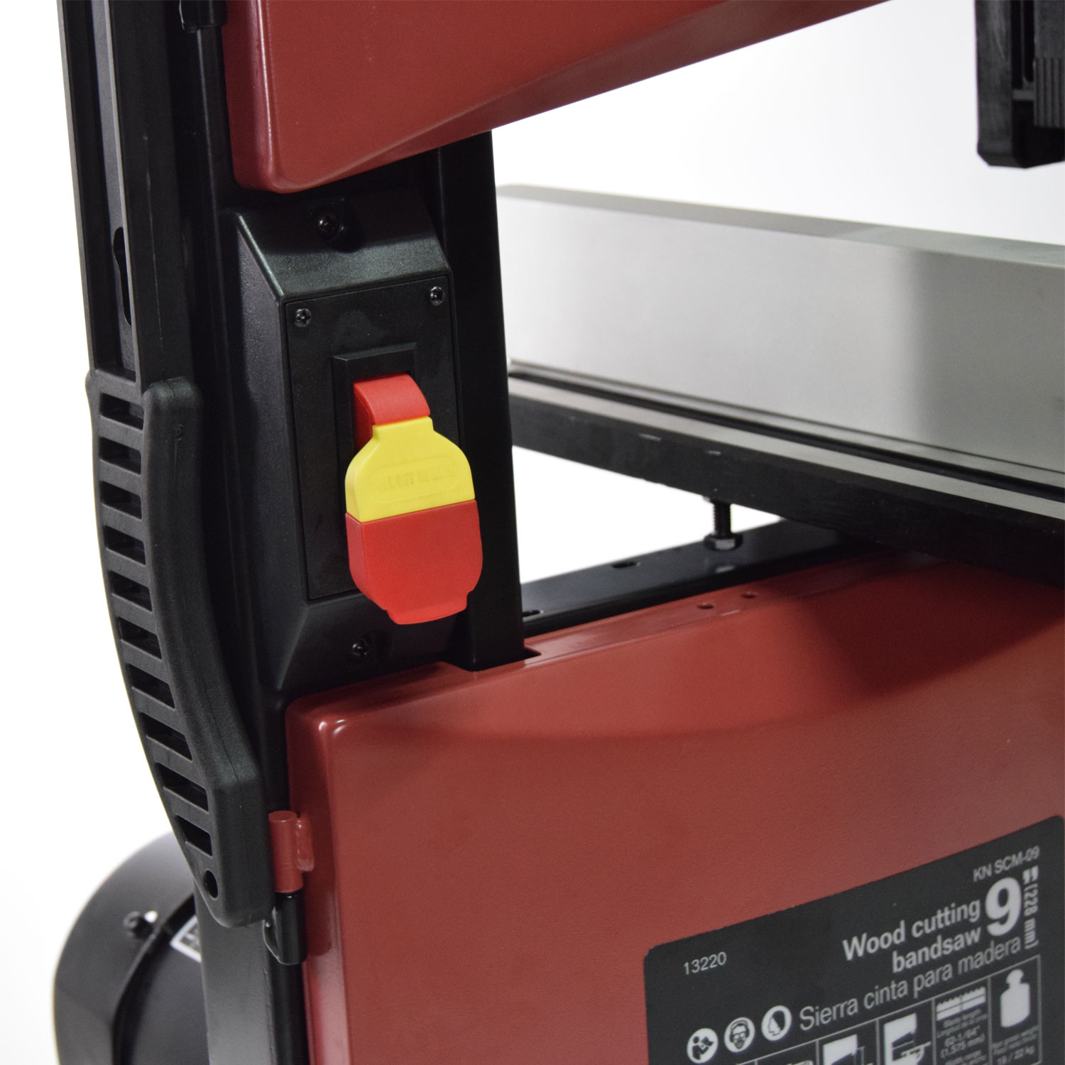 Knova Sierra Cinta para madera 9" compacta 300 watts mesa inclinable a 45 grados Velocidad sin carga 750 m/min