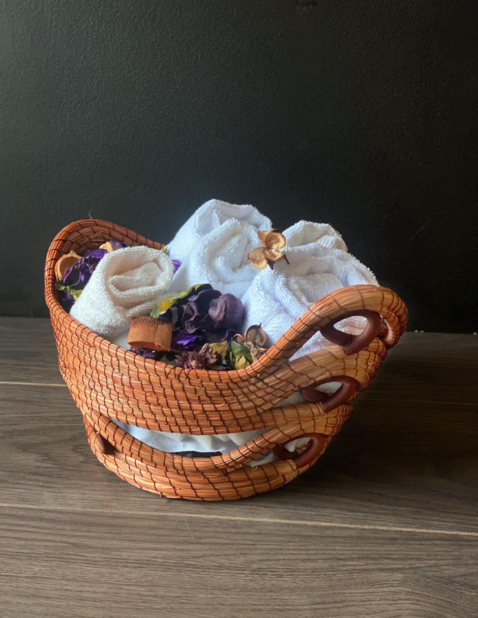 Canasta Oval Artesanal Decorativa Tejida a Mano Fabricada en Ocoxal Hecha en México