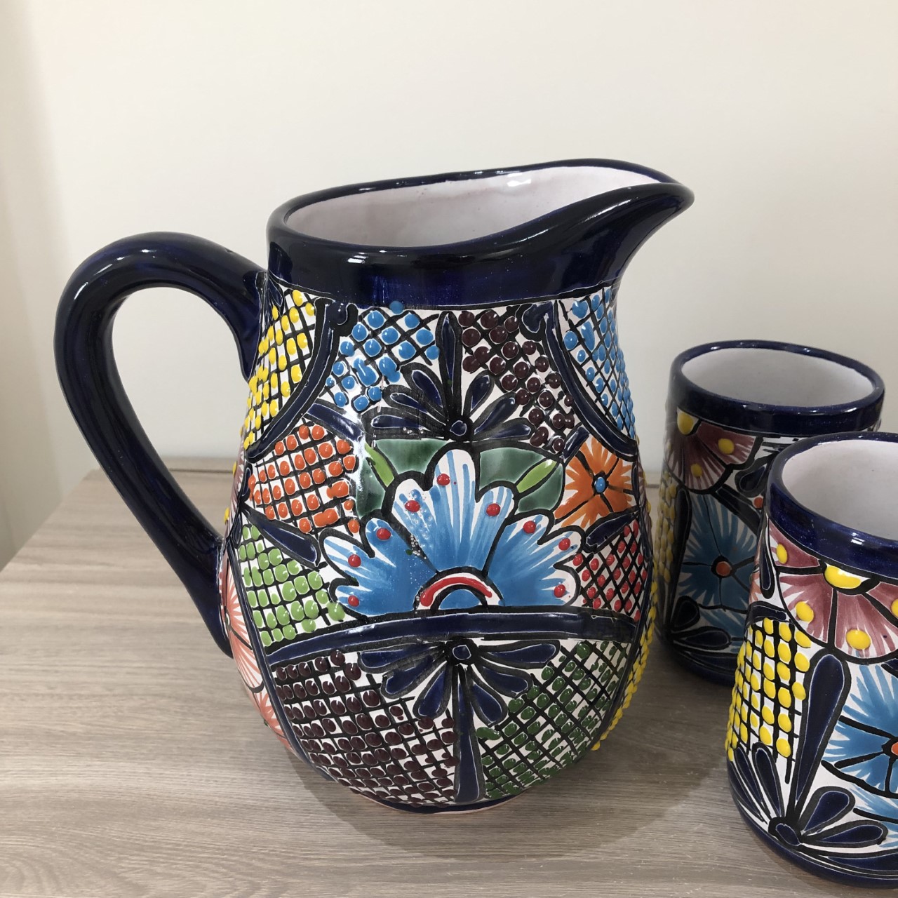 Jarra de Talavera Pintada A Mano con 6 vasos