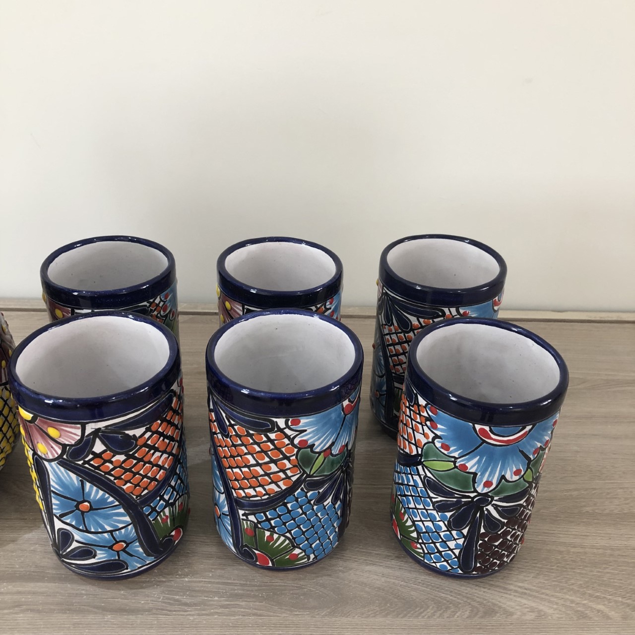 Jarra de Talavera Pintada A Mano con 6 vasos