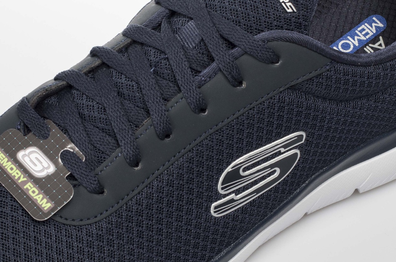 Skechers store summits 999889