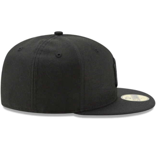 GORRA NEW ERA 59FIFTY YANKEES NEGRA 11591128