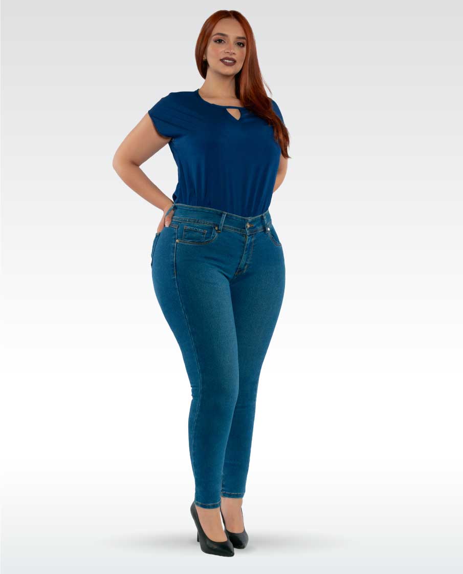 PANTALÓN DE MEZCLILLA CORTE RECTO DE DAMA TALLA EXTRA